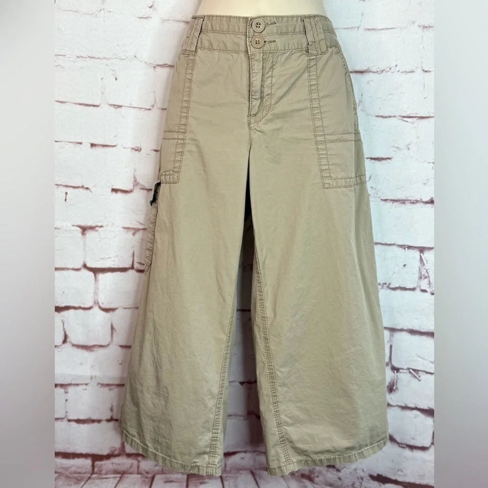 CALVIN KLEIN 8 Khaki Cargo Cotton Adjustable Capri Pants Shorts Size 8 - Picture 7 of 15